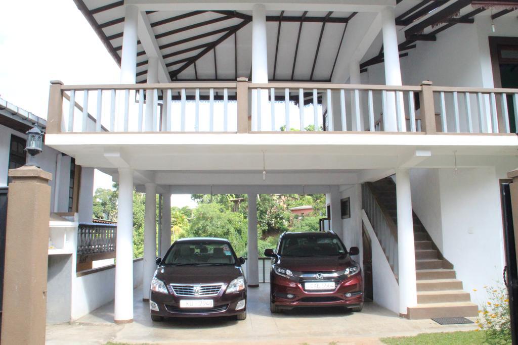 Self Cate Luxury Apartments Tennekumbura Rum bild